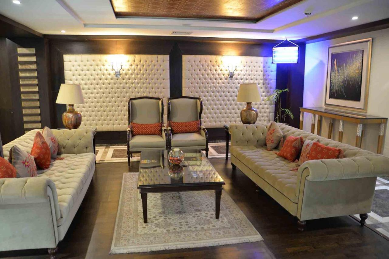 Jacaranda Heights Hotel อิสลามาบัด ภายนอก รูปภาพ